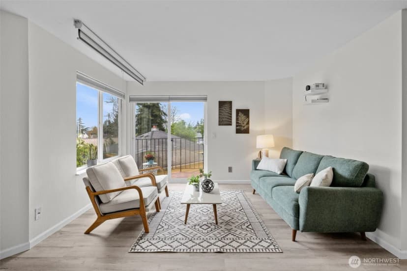 Property photo for 135 N 105th Street #103, Seattle photo 8