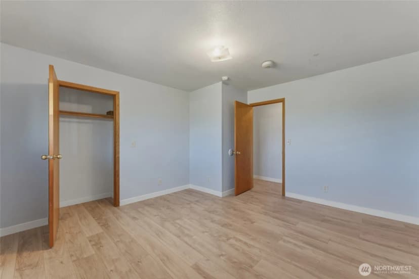 Property photo for 1934 S College Ave, College Place photo 16