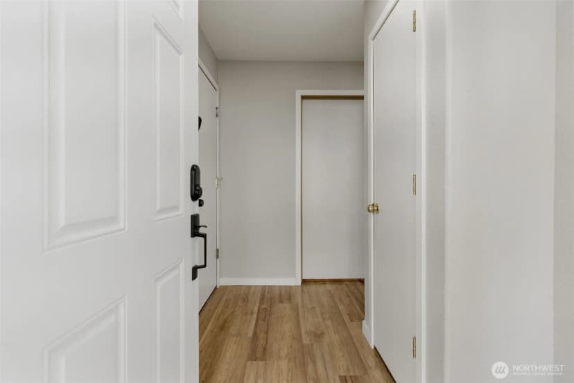 Property photo for 13004 58th Avenue Ne, Marysville photo 4