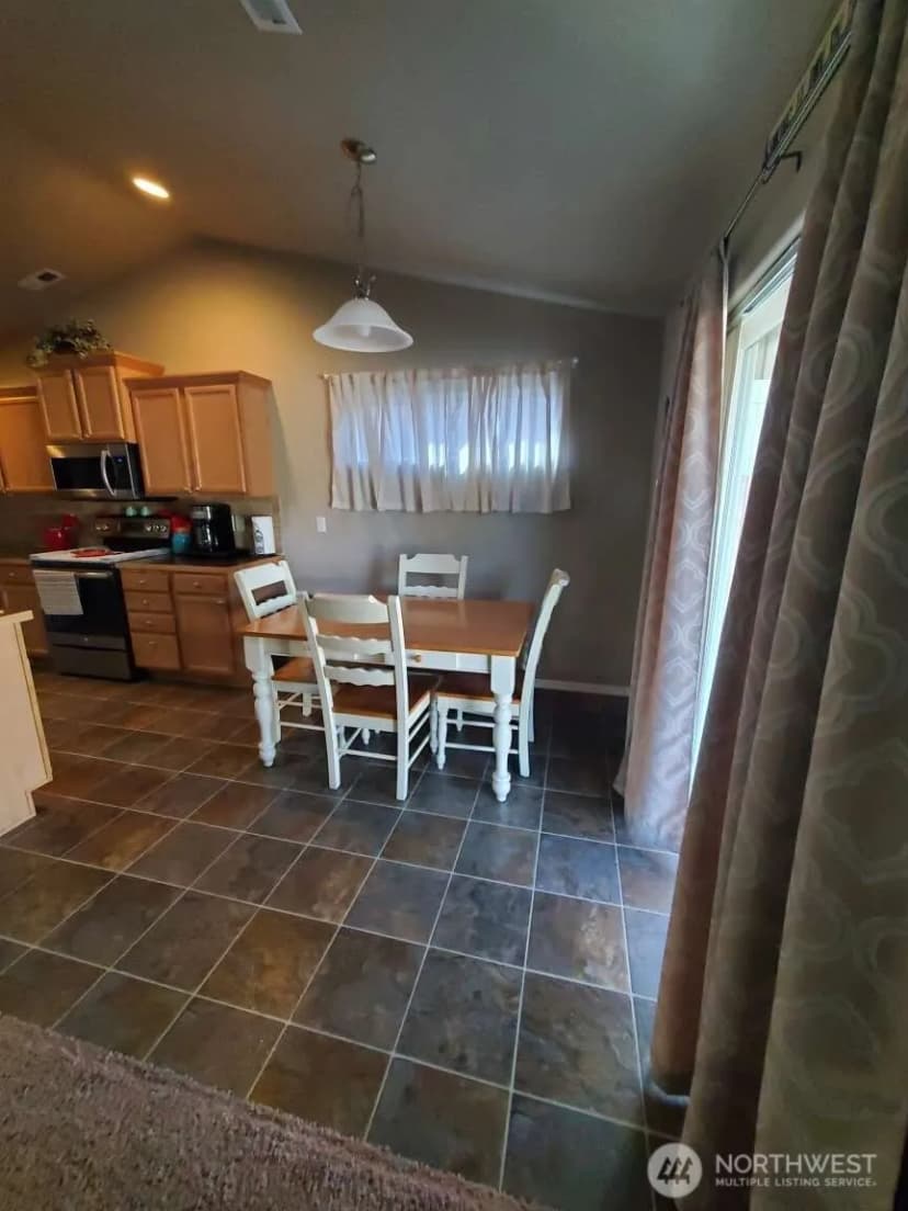 Property photo for 192 S Osborne Street, Kennewick photo 11