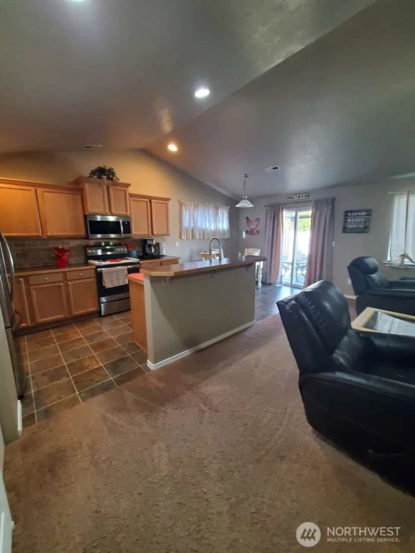 Property photo for 192 S Osborne Street, Kennewick photo 13