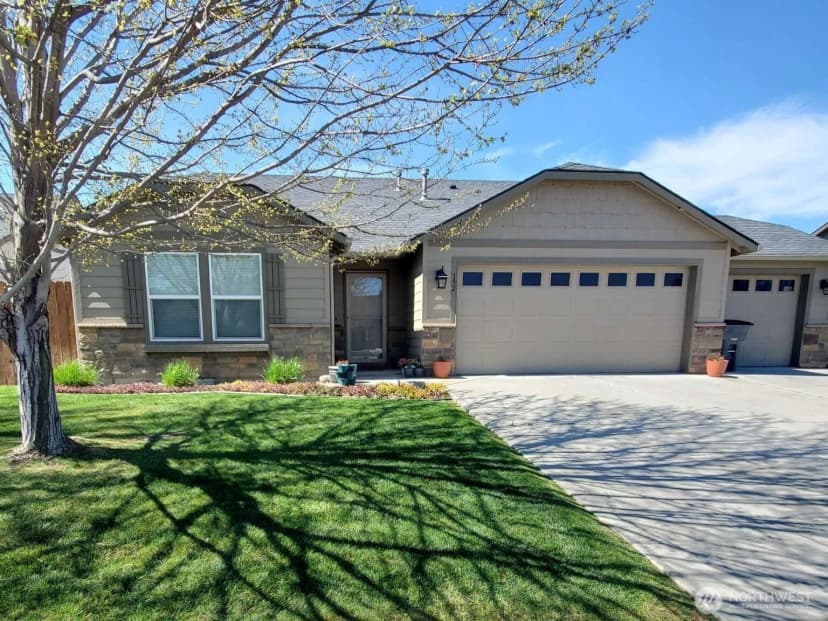 Property photo for 192 S Osborne Street, Kennewick