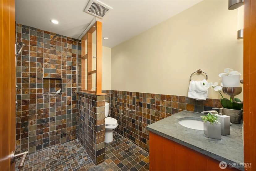 Property photo for 10403 Ne Seaborn Road, Bainbridge Island photo 33