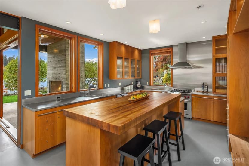 Property photo for 10403 Ne Seaborn Road, Bainbridge Island photo 13