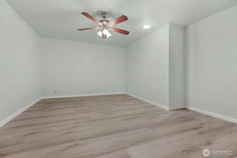 Property photo for 2308 116th Street Ne, Marysville photo 15