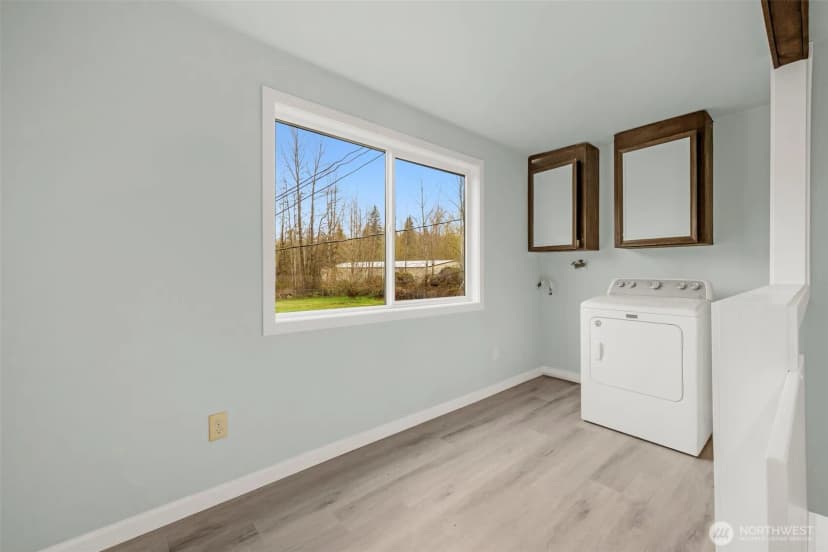 Property photo for 2308 116th Street Ne, Marysville photo 11