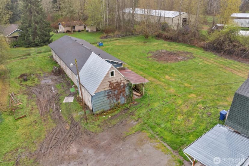 Property photo for 2308 116th Street Ne, Marysville photo 17