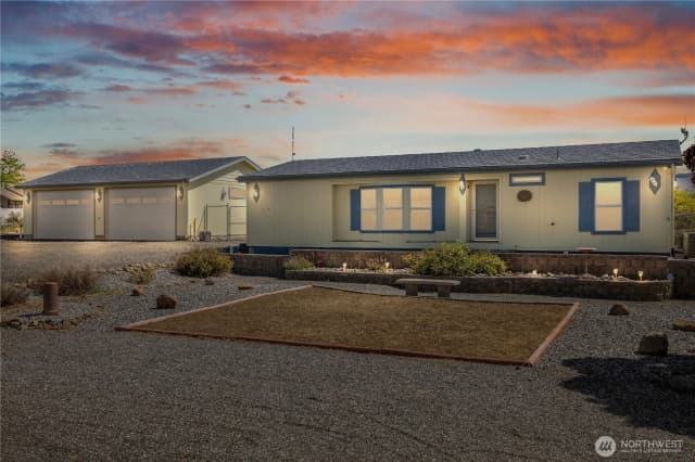 Property photo for 403 Apple Place Sw, Mattawa