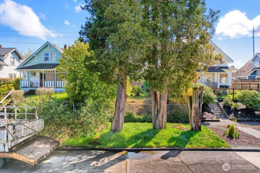 Property photo for 1715 S Sheridan Avenue, Tacoma photo 5