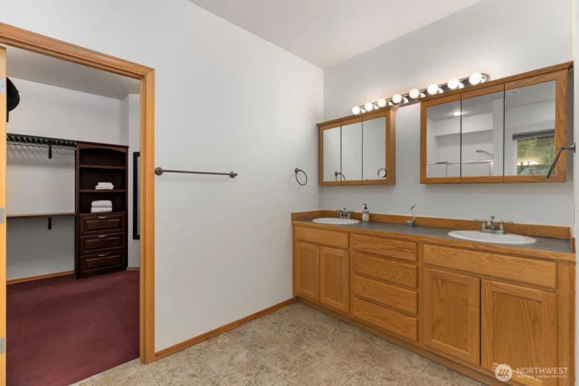 Property photo for 14925 180th Place Se, Snohomish photo 16
