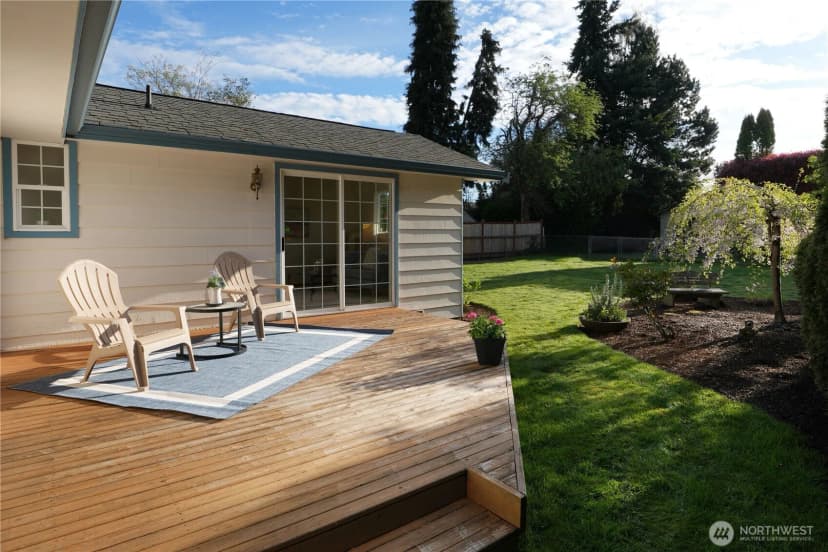 Property photo for 541 3rd Avenue S, Edmonds photo 17