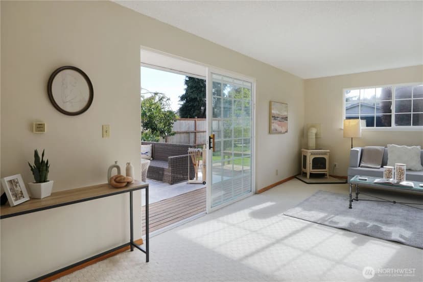 Property photo for 541 3rd Avenue S, Edmonds photo 22