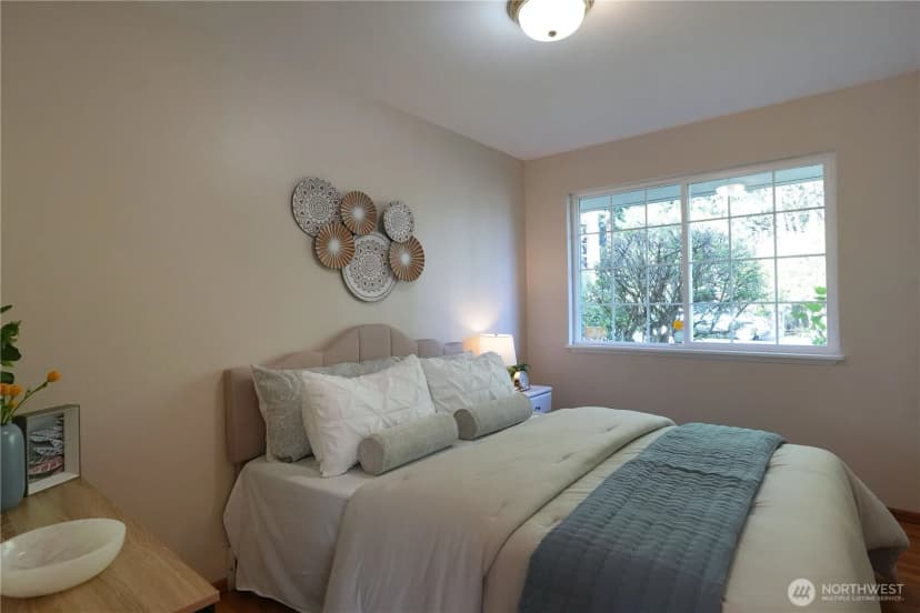 Property photo for 541 3rd Avenue S, Edmonds photo 18