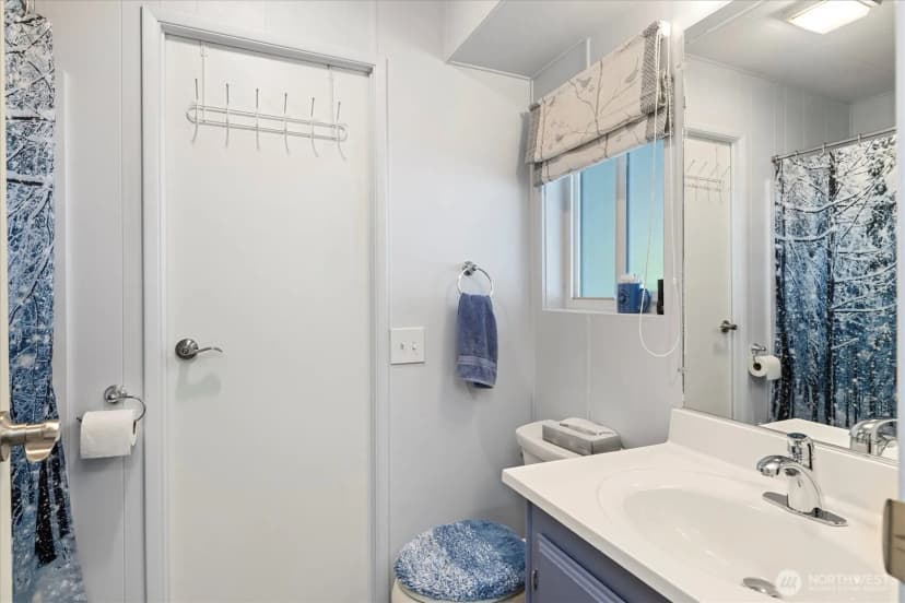 Property photo for 11436 Se 208th Street #124, Kent photo 22