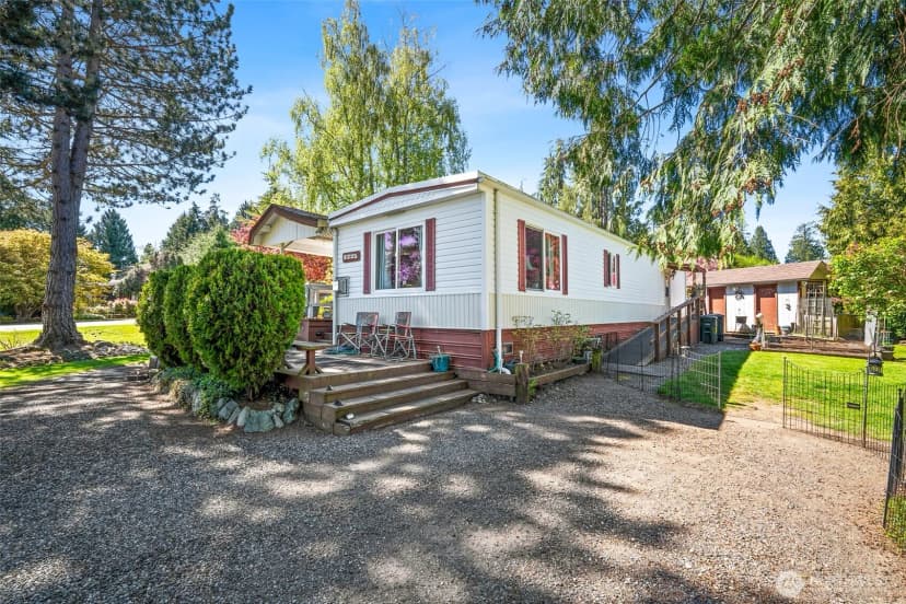 Property photo for 8225 Salish Lane, Blaine photo 3
