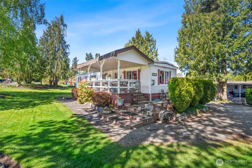 Property photo for 8225 Salish Lane, Blaine photo 39