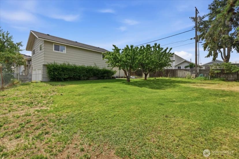 Property photo for 23 Goodfellow Avenue, Electric City photo 34