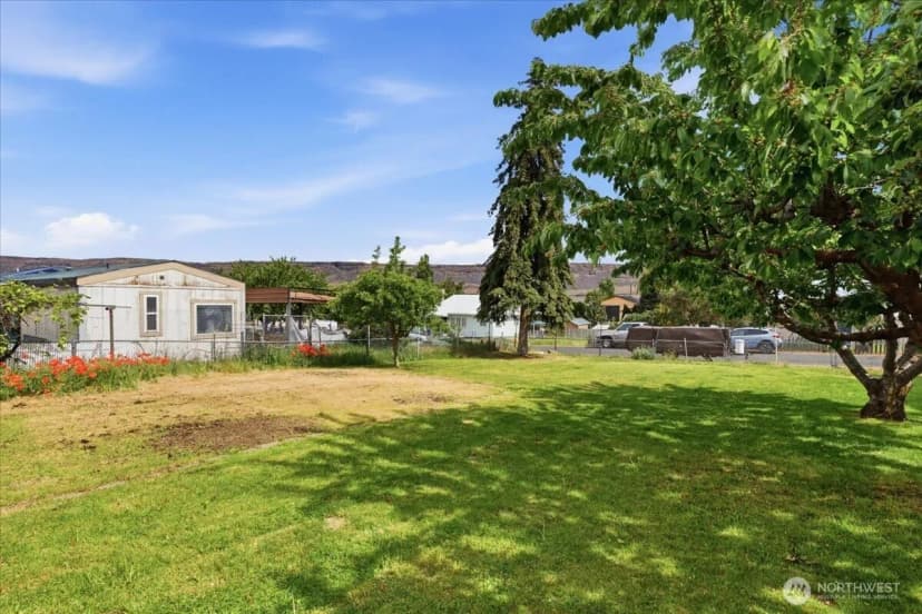 Property photo for 23 Goodfellow Avenue, Electric City photo 36