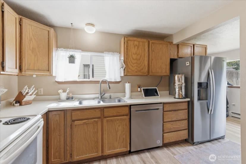 Property photo for 23 Goodfellow Avenue, Electric City photo 14