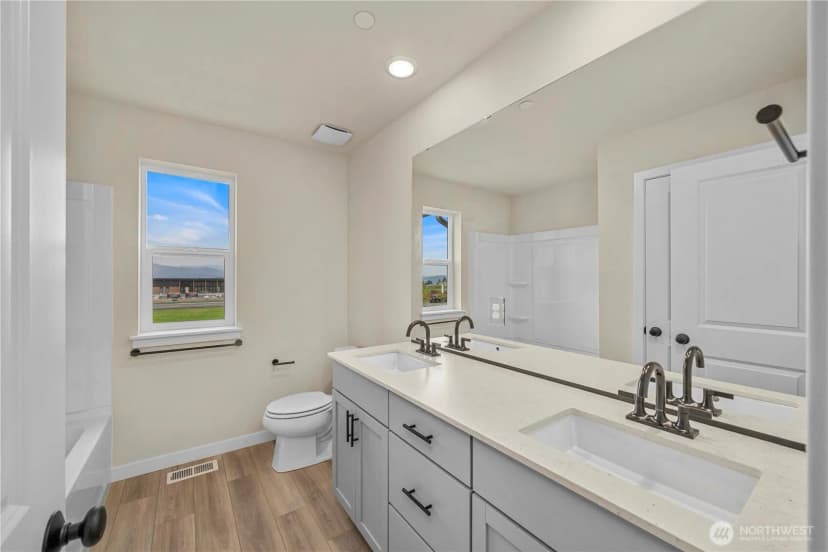 Property photo for 2125 Maple Street, Wenatchee photo 19
