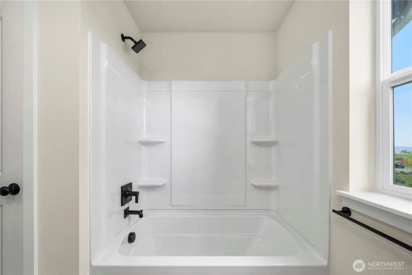 Property photo for 2125 Maple Street, Wenatchee photo 28