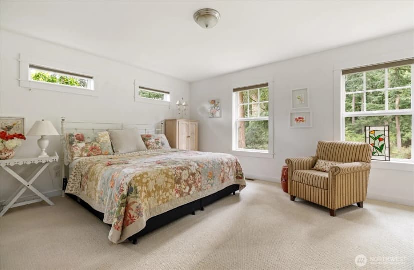 Property photo for 974 Woodside Lane, Langley photo 15