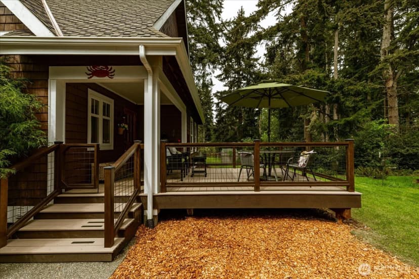 Property photo for 974 Woodside Lane, Langley photo 29