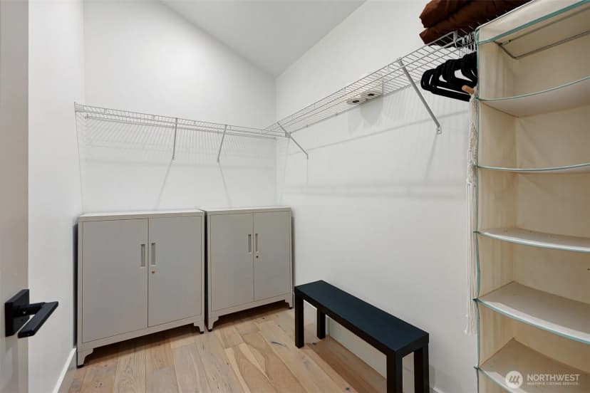 Property photo for 7514 12th Avenue Sw #b, Seattle photo 19
