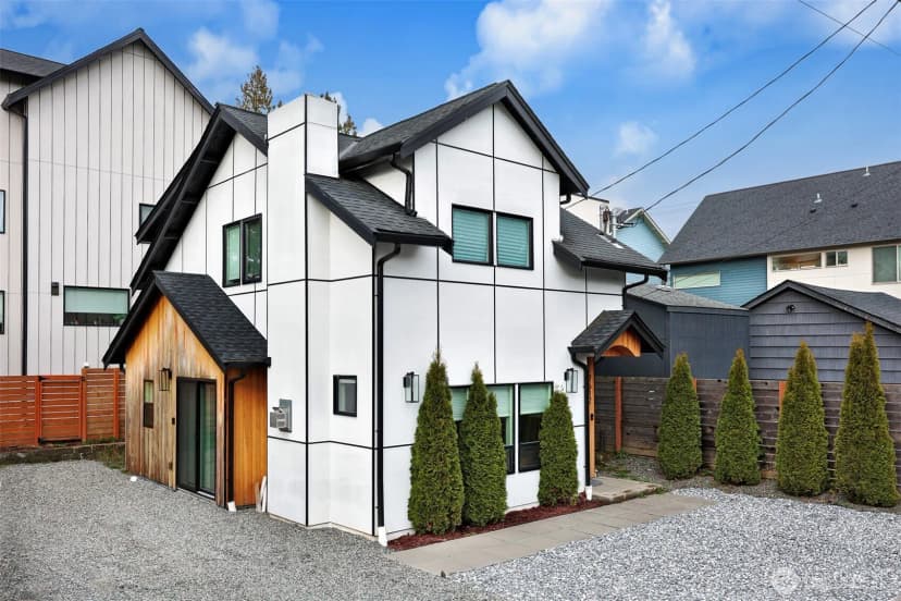 Property photo for 7514 12th Avenue Sw #b, Seattle