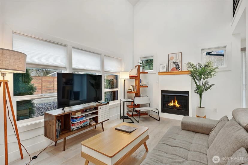 Property photo for 7514 12th Avenue Sw #b, Seattle photo 6