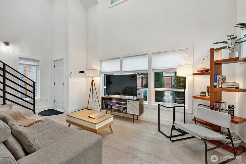 Property photo for 7514 12th Avenue Sw #b, Seattle photo 7