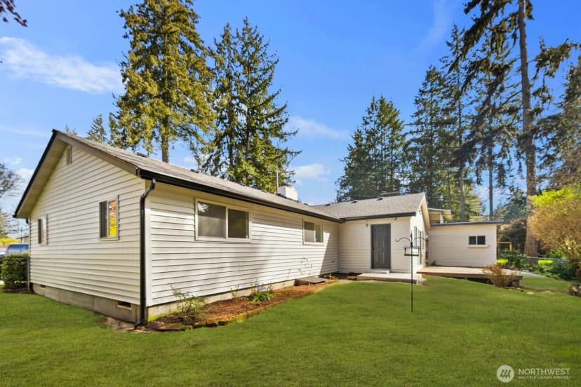 Property photo for 8110 68th Avenue Sw, Lakewood photo 33