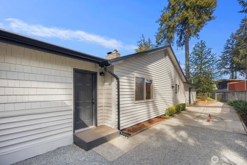Property photo for 8110 68th Avenue Sw, Lakewood photo 35