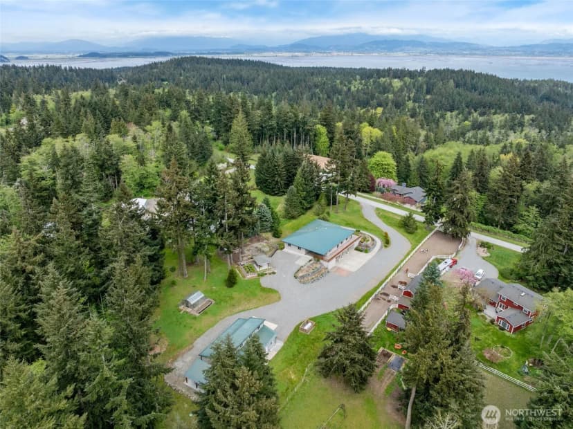 Property photo for 2385 Lake Forest Drive, Oak Harbor photo 37
