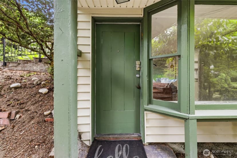 Property photo for 421 N 40th Street, Seattle photo 25