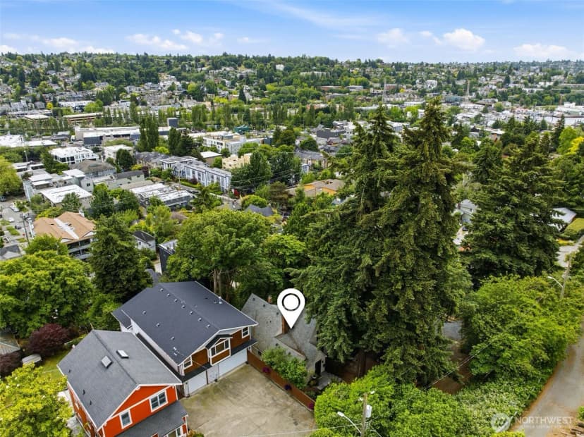 Property photo for 421 N 40th Street, Seattle photo 39