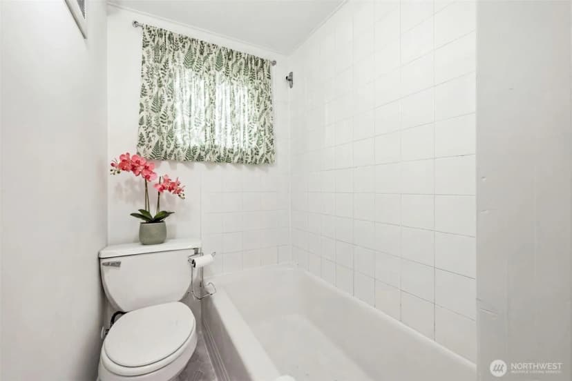 Property photo for 421 N 40th Street, Seattle photo 33