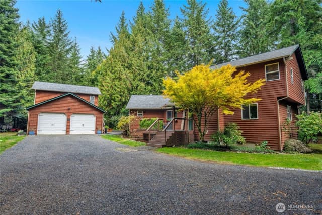 Property photo for 1038 Ne Blue Ridge Drive, Poulsbo photo 2