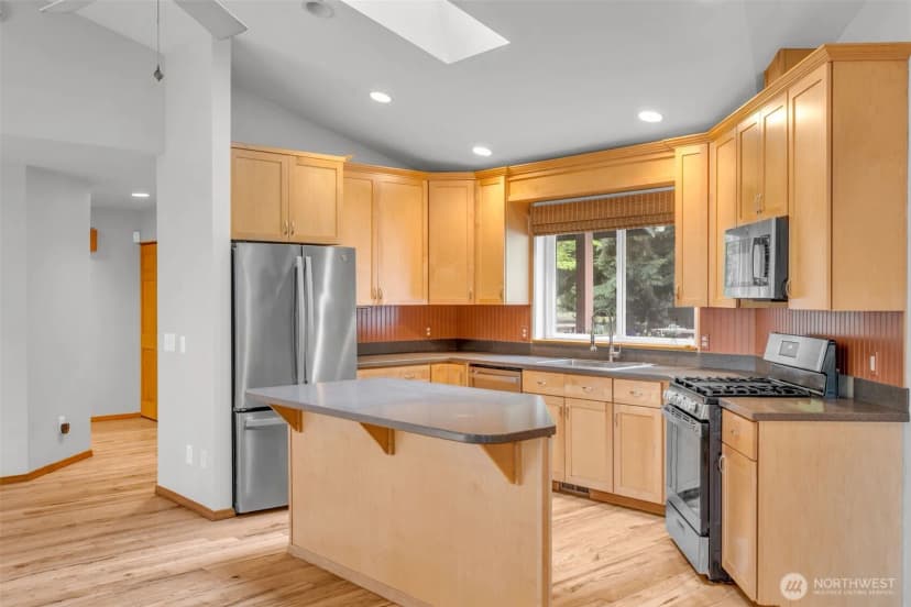 Property photo for 1038 Ne Blue Ridge Drive, Poulsbo photo 14