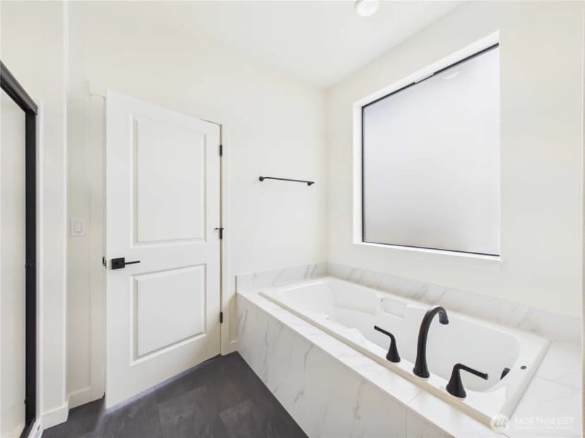 Property photo for 701 Powell Avenue, Winlock photo 18
