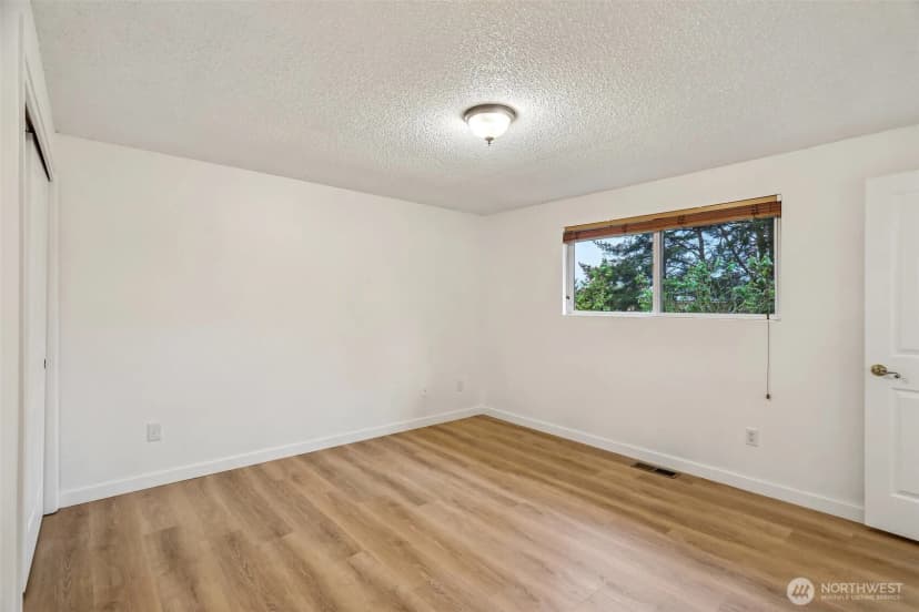 Property photo for 22904 41st Place Sw, Mountlake Terrace photo 16