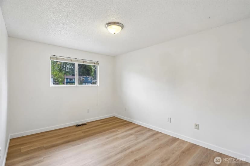 Property photo for 22904 41st Place Sw, Mountlake Terrace photo 20