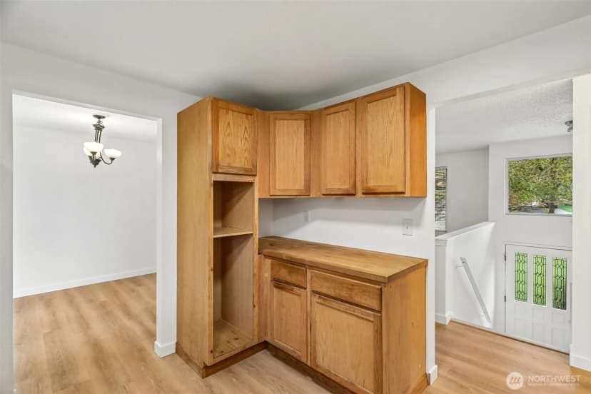Property photo for 22904 41st Place Sw, Mountlake Terrace photo 14