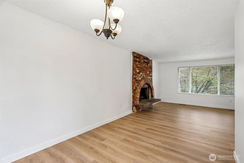 Property photo for 22904 41st Place Sw, Mountlake Terrace photo 7