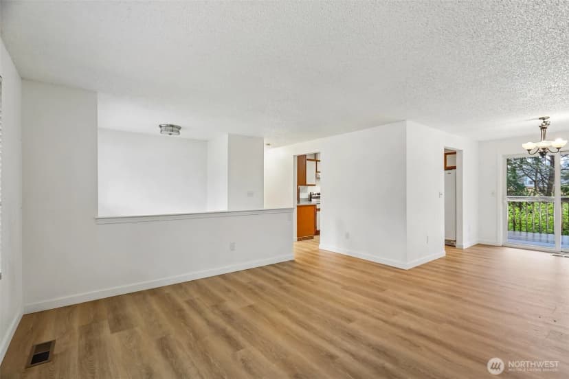 Property photo for 22904 41st Place Sw, Mountlake Terrace photo 8