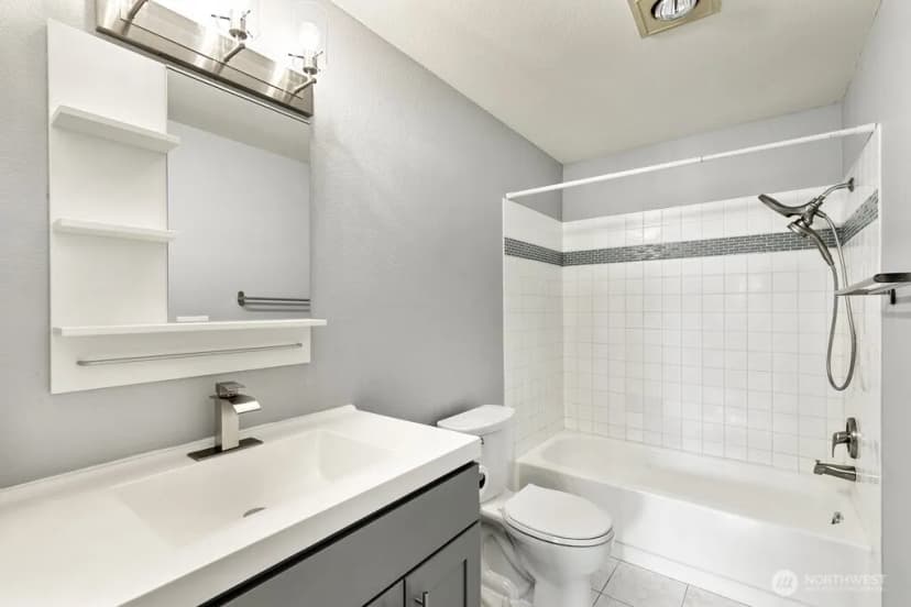 Property photo for 1515 12th Avenue S, Seattle photo 29