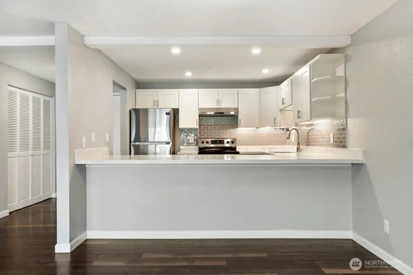 Property photo for 1515 12th Avenue S, Seattle photo 13