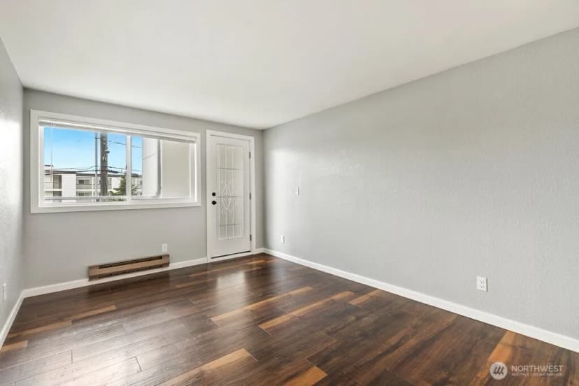 Property photo for 1515 12th Avenue S, Seattle photo 24