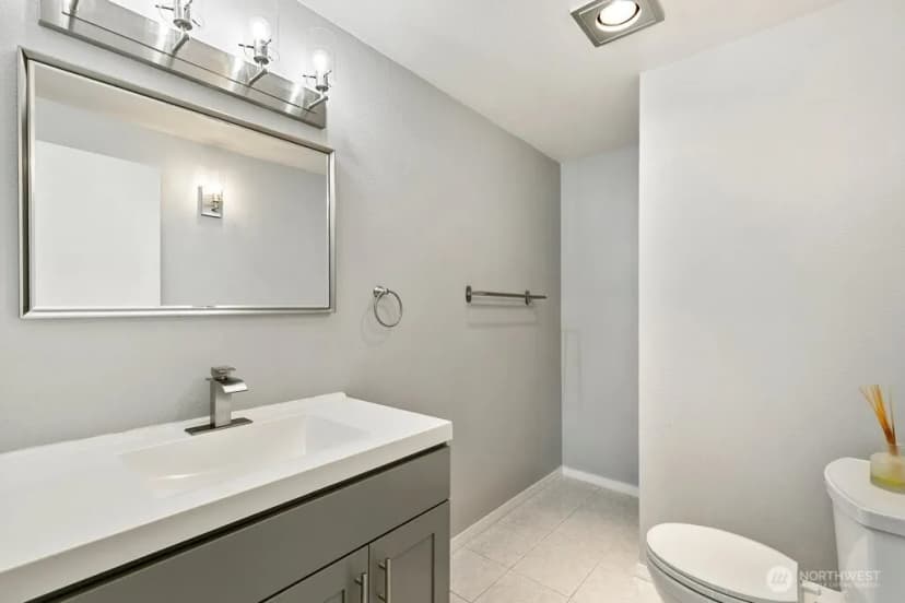 Property photo for 1515 12th Avenue S, Seattle photo 28