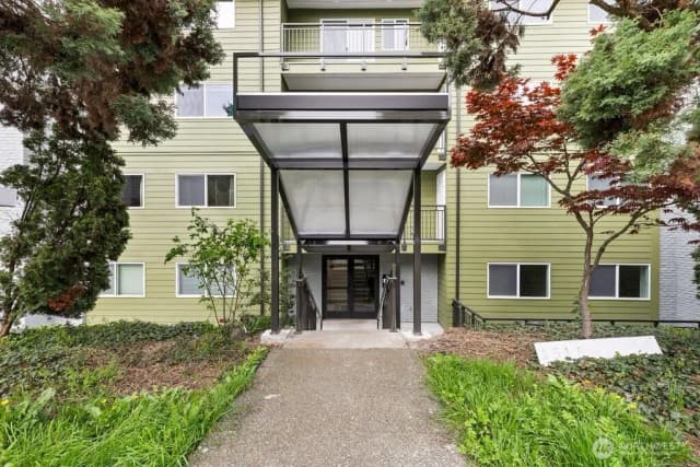 Property photo for 1515 12th Avenue S, Seattle photo 3